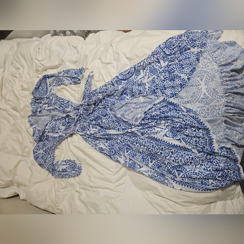 Mediterranean Blue/White Flowy Swim Cover Up - Picture 3 of 4